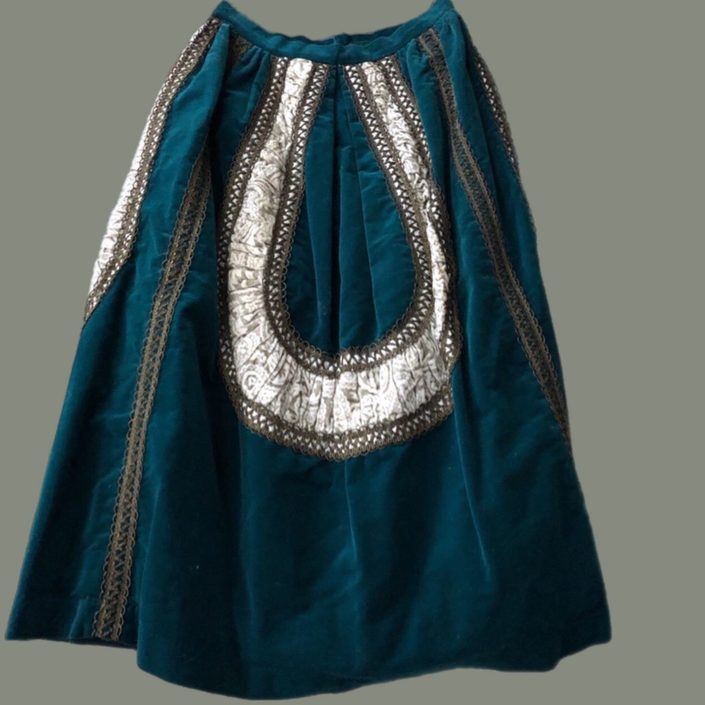 Emerald green vintage 80s skirt